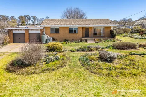 207n Derby St, Walcha, NSW 2354