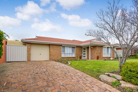Property photo of 76 Mawson Circuit Woodcroft SA 5162