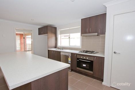 Property photo of 13 Tanoa Crescent Point Cook VIC 3030