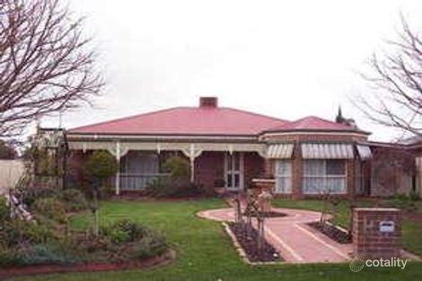 13 Maple Cres, Numurkah, VIC 3636