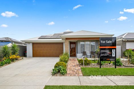 18 Honeybee Cres, Calderwood, NSW 2527