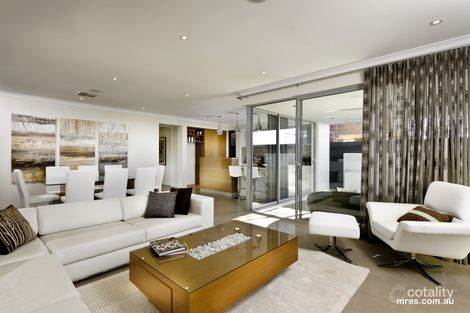 Property photo of 20 Alfreda Avenue Morley WA 6062