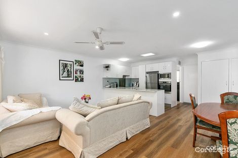 Property photo of 2/59 Emsworth Street Wynnum QLD 4178