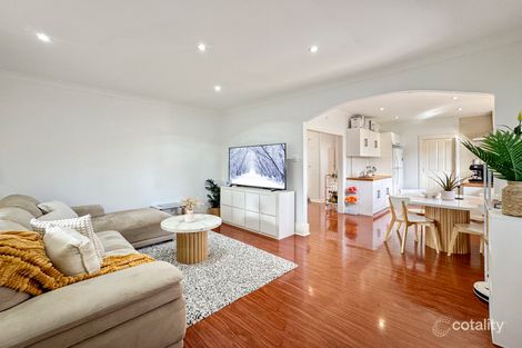 1 Bolton Rd, Para Hills, SA 5096