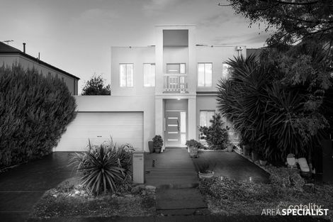 Property photo of 24 Egan Close Werribee VIC 3030