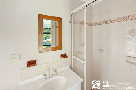 Property photo of 3 Buyers Close Seventeen Mile Rocks QLD 4073