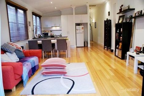 Property photo of 249 Bridport Street West Albert Park VIC 3206