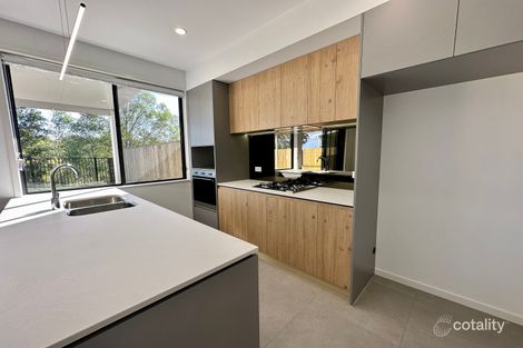 9/8 Ben Dalley Dr, Helensvale, QLD 4212