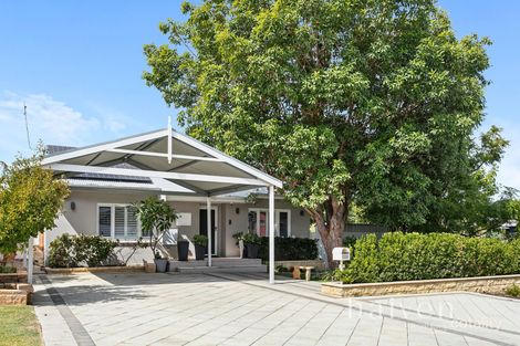 34 Latham St, Alfred Cove, WA 6154