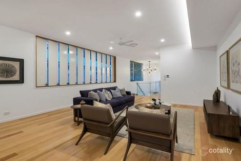 Property photo of 124 Gerler Street Bardon QLD 4065