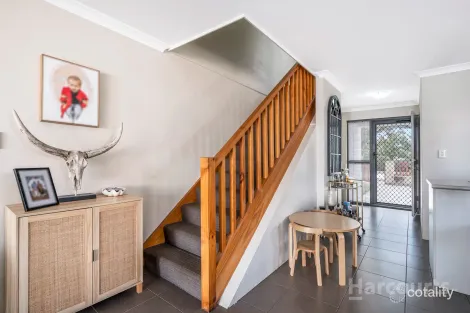 Property photo of 74 Sunday Loop Mandurah WA 6210