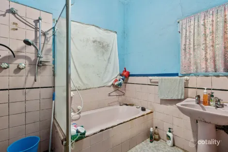 Property photo of 83 Addison Road Rosewater SA 5013