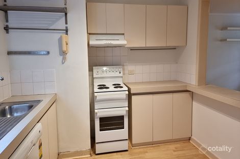 6/14 Canham Way, Orelia, WA 6167