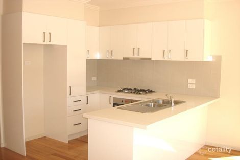 Property photo of 9/13 Elsey Road Reservoir VIC 3073