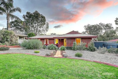 16 Pine Dr, Aberfoyle Park, SA 5159