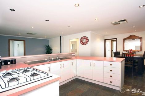 Property photo of 3 Emmanuel Court Christie Downs SA 5164