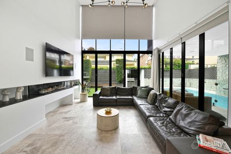 Property photo of 10 Dorking Road Cabarita NSW 2137