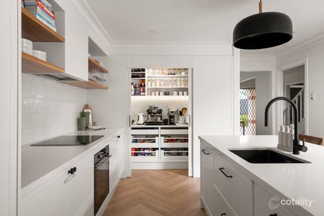 Property photo of 2/58-60 Fewster Road Hampton VIC 3188