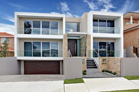 Property photo of 37 Riverview Avenue Kyle Bay NSW 2221