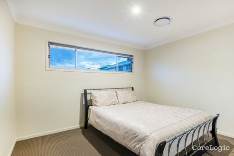 Property photo of 76 Linacre Crescent Carindale QLD 4152