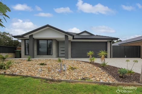 26 Firetail Gr, Cowes, VIC 3922