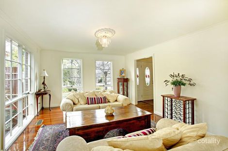 Property photo of 4 Gahnia Close Ringwood North VIC 3134