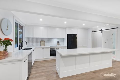 Property photo of 6 Cary Crescent Springfield NSW 2250