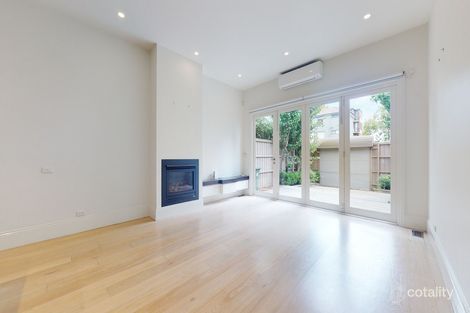 17 Erica St, Windsor, VIC 3181