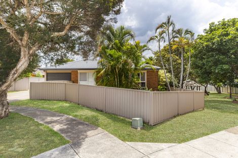 Property photo of 1/8 McWilliam Close Labrador QLD 4215