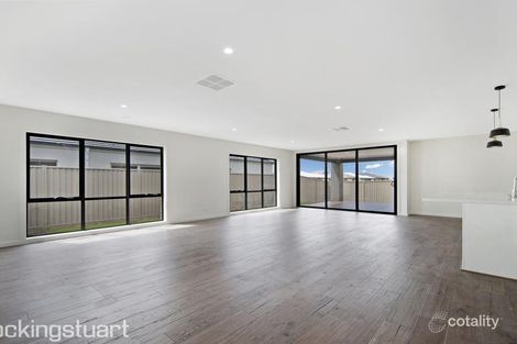 Property photo of 167 Dyson Drive Alfredton VIC 3350