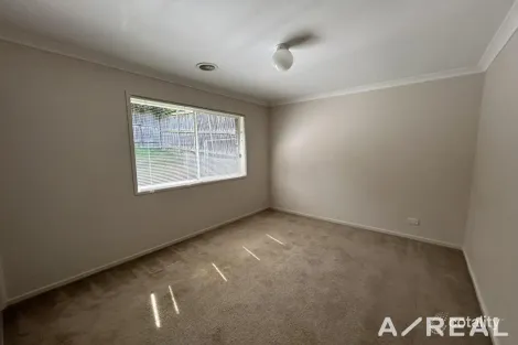 Property photo of 23 Peterborough Drive Doreen VIC 3754