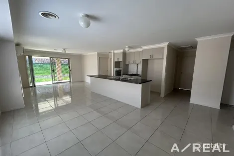 Property photo of 23 Peterborough Drive Doreen VIC 3754