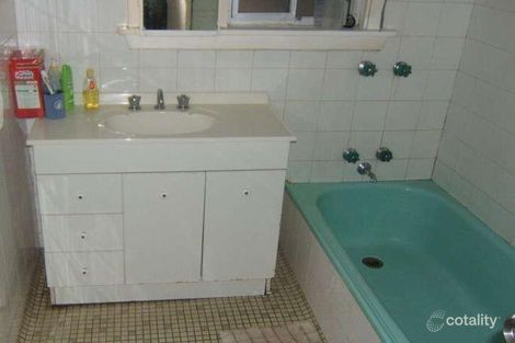 Property photo of 19 Goodall Street Cloverdale WA 6105