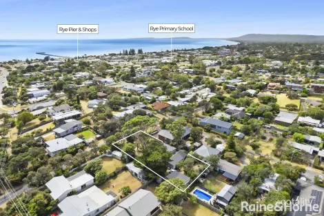 Property photo of 2 Rosyth Road Rye VIC 3941