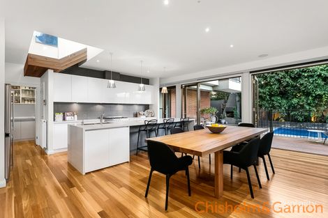 Property photo of 8 Wimbledon Avenue Elwood VIC 3184