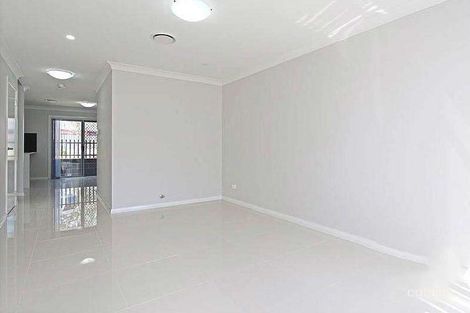 Property photo of 6/5 Rafter Parade Ropes Crossing NSW 2760