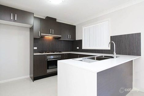 Property photo of 6/5 Rafter Parade Ropes Crossing NSW 2760