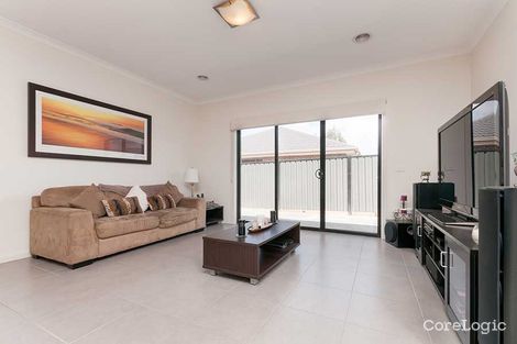 Property photo of 9 Ardsley Circuit Craigieburn VIC 3064