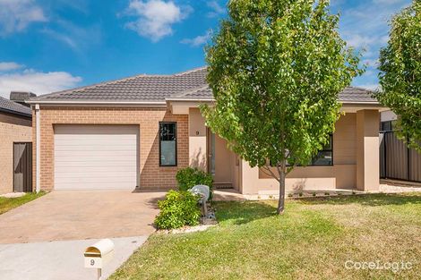 Property photo of 9 Ardsley Circuit Craigieburn VIC 3064