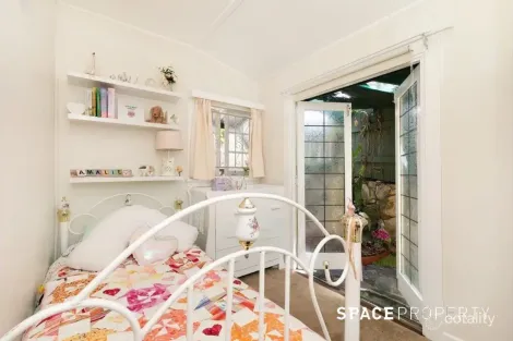 Property photo of 11 Errard Street Kelvin Grove QLD 4059