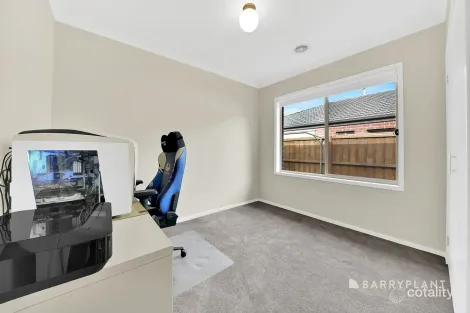 Property photo of 10 Coolibah Street Doreen VIC 3754