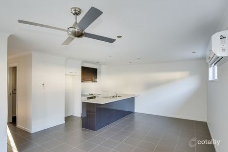 Property photo of 2/16 Hideaway Street Birtinya QLD 4575