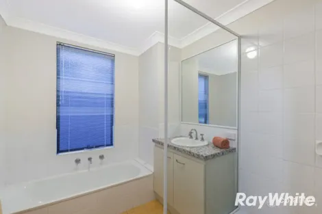 Property photo of 28 Bay View Crescent Dawesville WA 6211