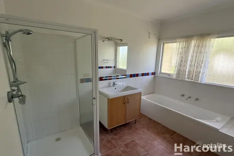 Property photo of 2 Centenary Avenue Horsham VIC 3400