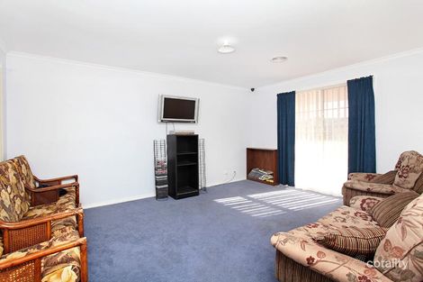 Property photo of 4 Gallop Court Truganina VIC 3029