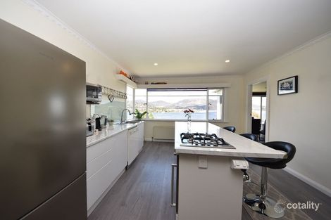 Property photo of 19 Wendourie Parade Austins Ferry TAS 7011