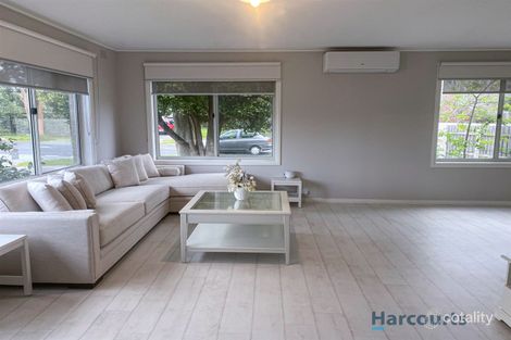 Property photo of 53 Karingal Drive Frankston VIC 3199