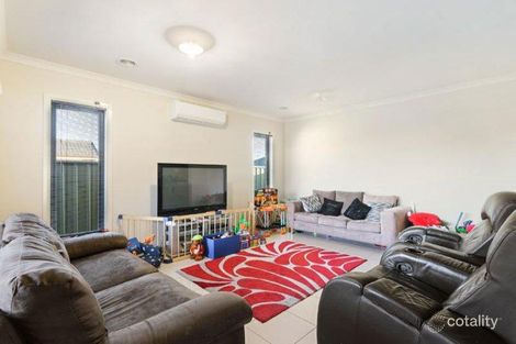 Property photo of 9 Landale Way Wyndham Vale VIC 3024