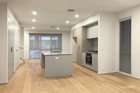 Property photo of 9 Oakden Crescent St Albans VIC 3021