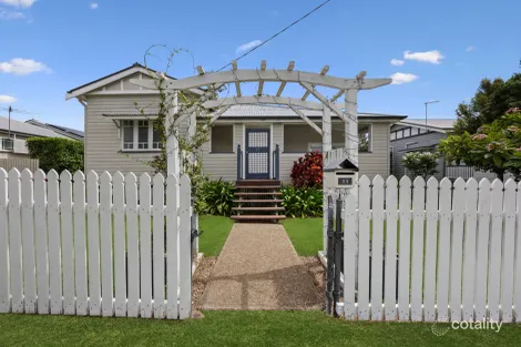 Property photo of 11 Cothill Road Booval QLD 4304